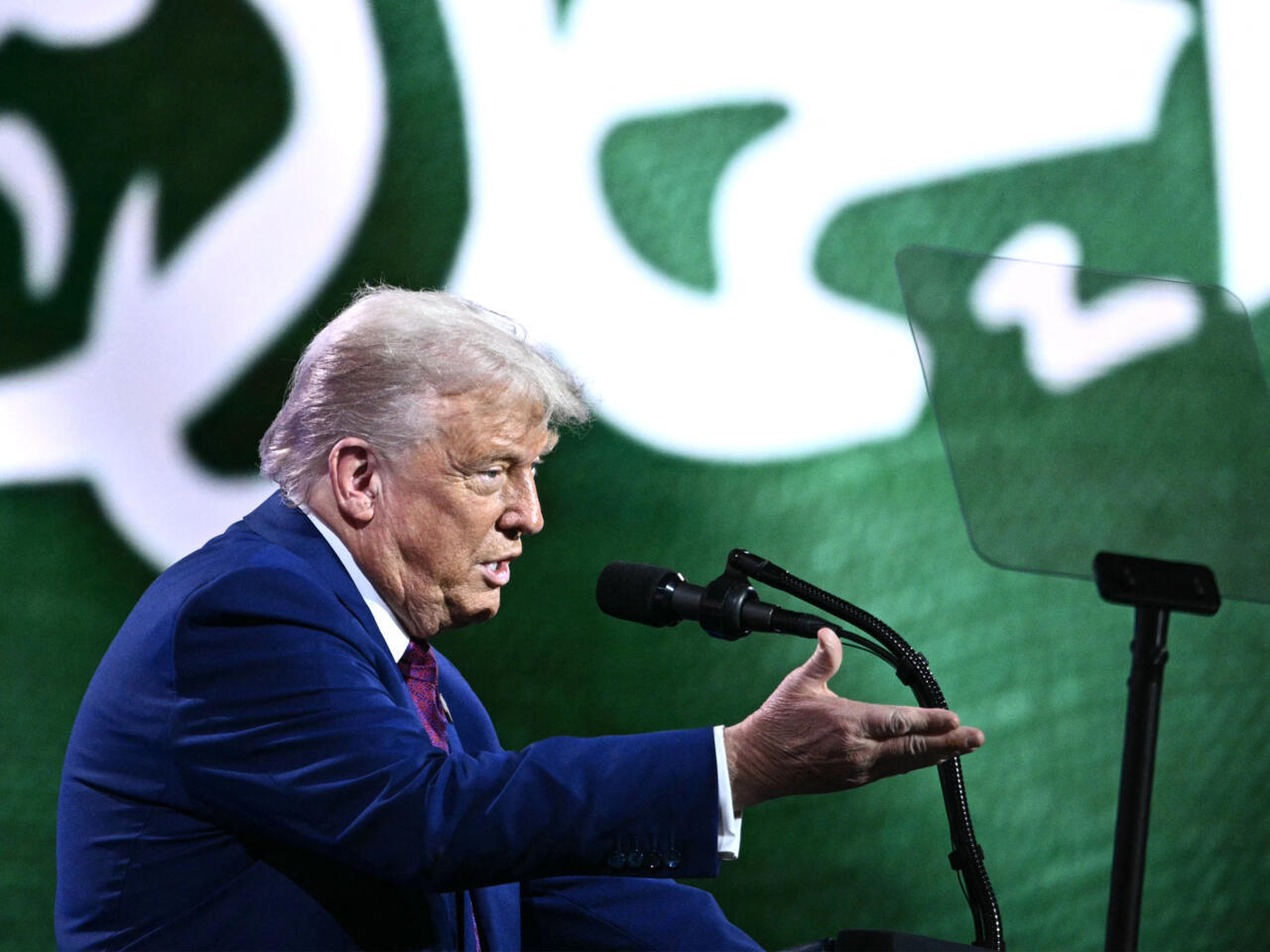 Trump annonce la levée des sanctions contre l’Iran sous condition d’une politique pacifique
