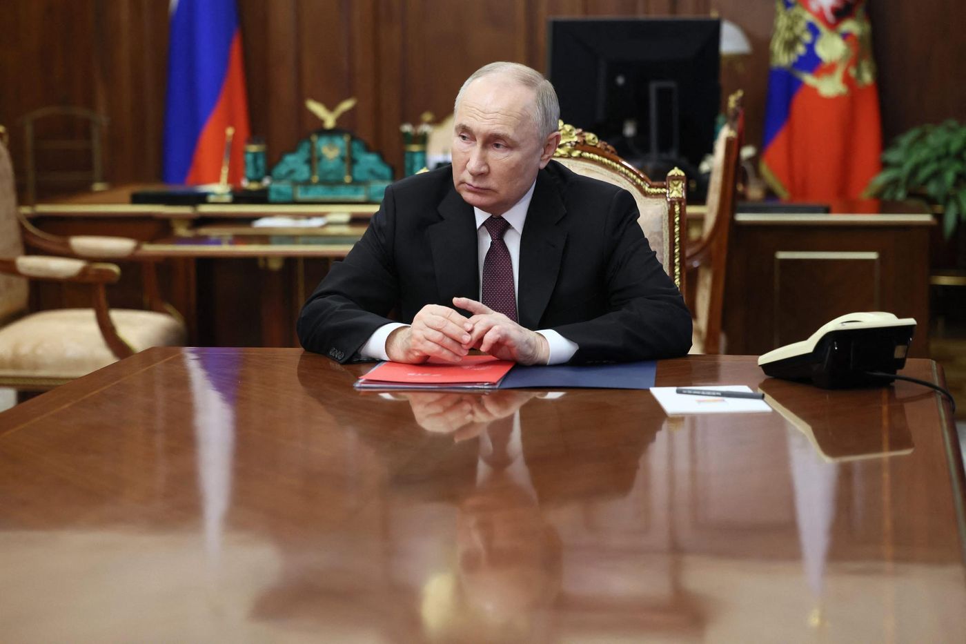 Les médias français se tournent vers la Russie, selon un article scandaleux